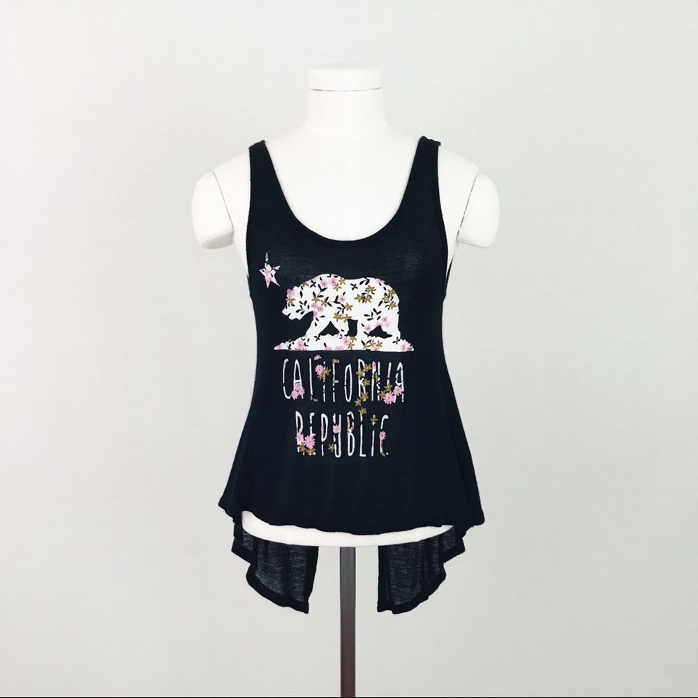 Cali Open-Back Graphic Crop Top in Black | Size S